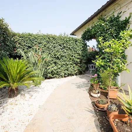 Ad House * Olbia